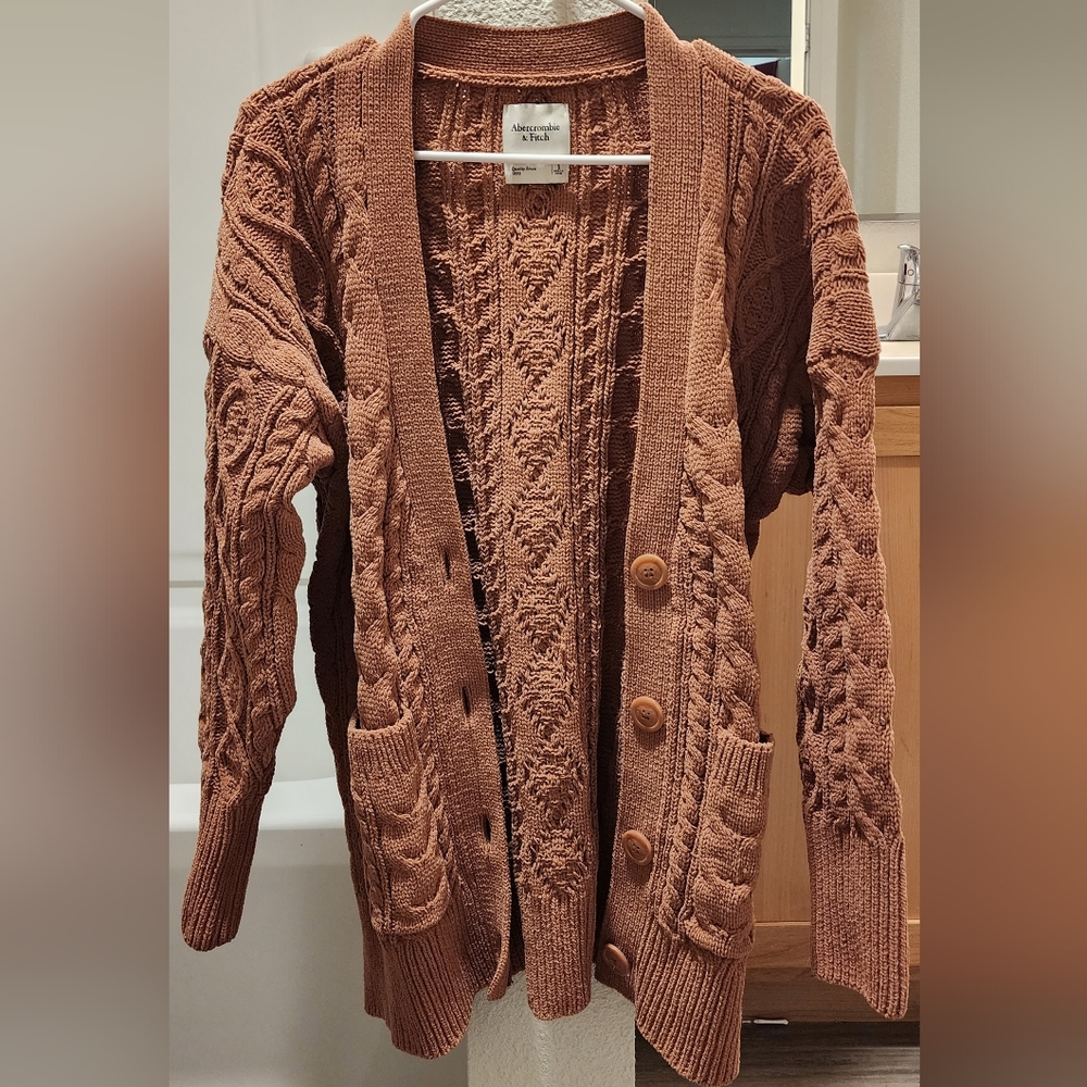 Abercrombie & Fitch Chenille Legging-Friendly Cardigan